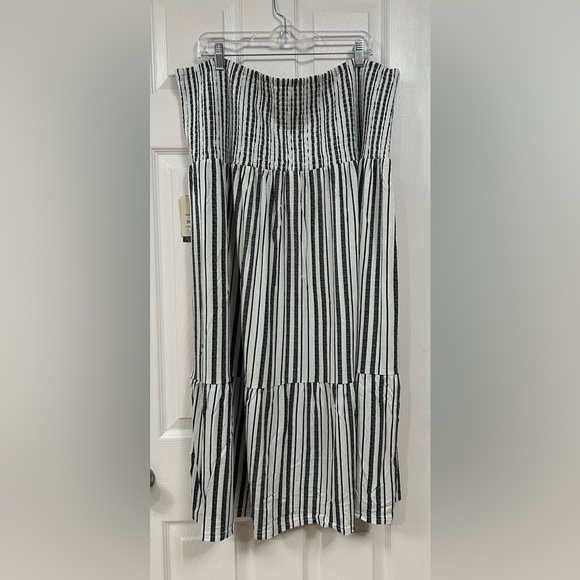 B2544- TS Convertible Smocked Skirt Dress Riviera Stripe Silver 3X (24W–26W) NWT - Picture 3 of 9